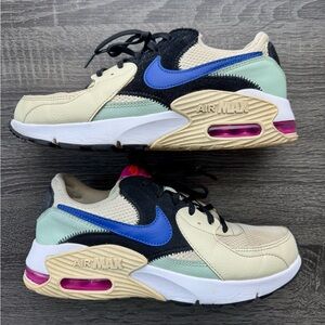 Nike Air Max with Blue and Cream Accents